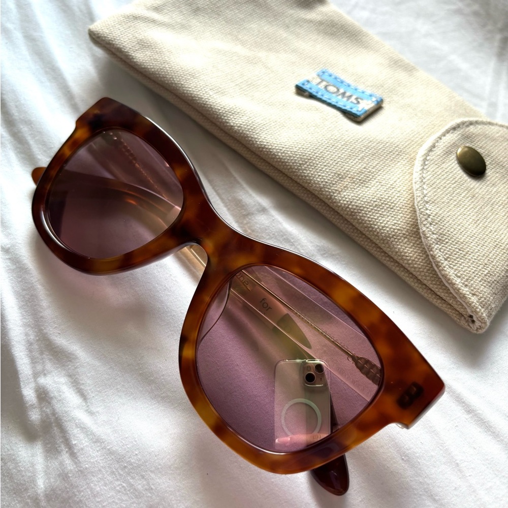 TOMS Chelsea Sunglasses
